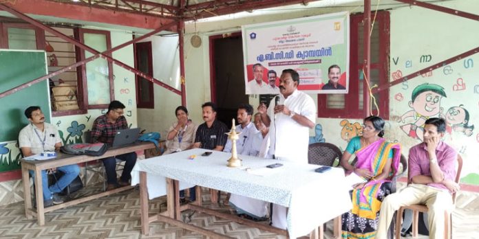 അടിസ്ഥാന രേഖകള് സ്വന്തമായി ; കാടിന്റെ മക്കള് ആത്മ സംതൃപ്തിയില് അടിസ്ഥാന രേഖകള് സ്വന്തമായി ; കാടിന്റെ മക്കള് ആത്മ സംതൃപ്തിയില്