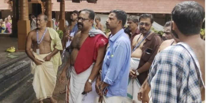 ശ്രീവല്ലഭ മഹാക്ഷേത്രത്തിലെ ദേവപ്രശ്ന പരിഹാര ക്രിയകളുടെ നാലാം ഘട്ട പ്രവർത്തനങ്ങൾ അടിയന്തിരമായി തുടങ്ങും ശ്രീവല്ലഭ മഹാക്ഷേത്രത്തിലെ ദേവപ്രശ്ന പരിഹാര ക്രിയകളുടെ നാലാം ഘട്ട പ്രവർത്തനങ്ങൾ അടിയന്തിരമായി തുടങ്ങും