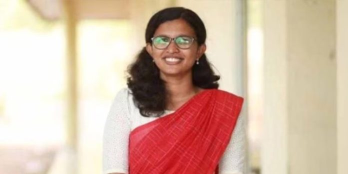 വ്യാജ സര്ട്ടിഫിക്കറ്റിന്റെ ആവശ്യം തനിക്കില്ലെന്ന് കെ വിദ്യ വ്യാജ സര്ട്ടിഫിക്കറ്റിന്റെ ആവശ്യം തനിക്കില്ലെന്ന് കെ വിദ്യ