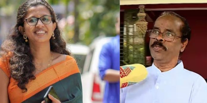 കെ.വിദ്യക്കും ഡോ. ധർമരാജ് അടാട്ടിനുമെതിരെ എഐഎസ്എഫ് പ്രമേയം കെ.വിദ്യക്കും ഡോ. ധർമരാജ് അടാട്ടിനുമെതിരെ എഐഎസ്എഫ് പ്രമേയം