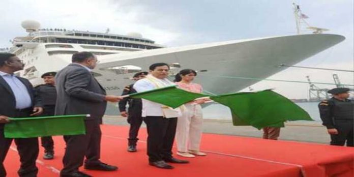 പഞ്ചനക്ഷത്ര ഹോട്ടലിന് സമാനമായ സൗകര്യങ്ങൾ ; അന്താരാഷ്ട്ര ക്രൂയിസ് കപ്പൽ എം.വി എംപ്രസ് സർവീസ് ആരംഭിച്ചു പഞ്ചനക്ഷത്ര ഹോട്ടലിന് സമാനമായ സൗകര്യങ്ങൾ ; അന്താരാഷ്ട്ര ക്രൂയിസ് കപ്പൽ എം.വി എംപ്രസ് സർവീസ് ആരംഭിച്ചു