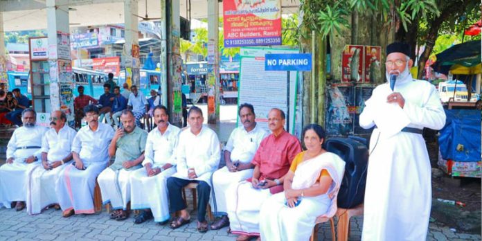 മണിപ്പൂരില് സമാധാനം പുലരണം : റവ. ഫാ. യോഹന്നാന് ശങ്കരത്തില് മണിപ്പൂരില് സമാധാനം പുലരണം : റവ. ഫാ. യോഹന്നാന് ശങ്കരത്തില്