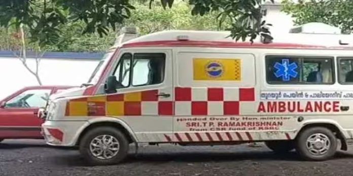 ട്രെയിന് മിസ് ആയി, ഓഫീസിലെത്താന് ആംബുലന്സ് വിളിച്ചു ; സ്ത്രീകള് കസ്റ്റഡിയില് ട്രെയിന് മിസ് ആയി, ഓഫീസിലെത്താന് ആംബുലന്സ് വിളിച്ചു ; സ്ത്രീകള് കസ്റ്റഡിയില്