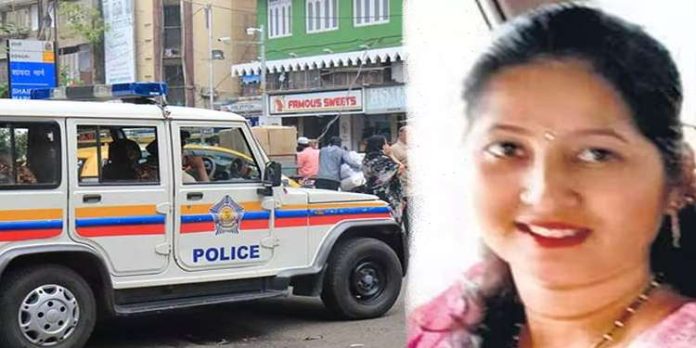 കാമുകനെ ക്രൂരമായി മർദിച്ച് ലക്ഷങ്ങൾ തട്ടി; നഗ്നനാക്കി ദേശീയപാതയിൽ തള്ളി യുവതി കാമുകനെ ക്രൂരമായി മർദിച്ച് ലക്ഷങ്ങൾ തട്ടി; നഗ്നനാക്കി ദേശീയപാതയിൽ തള്ളി യുവതി