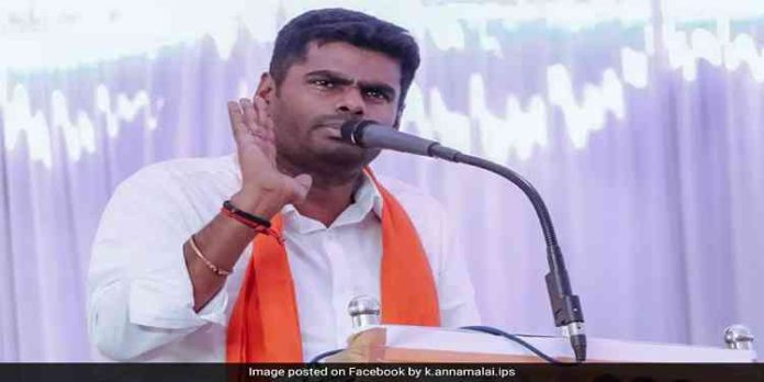 ഗവര്ണര്മാര് രാഷ്ട്രീയം പറയണ്ടെന്ന് തമിഴ്നാട് ബി.ജെ.പി അധ്യക്ഷന് ഗവര്ണര്മാര് രാഷ്ട്രീയം പറയണ്ടെന്ന് തമിഴ്നാട് ബി.ജെ.പി അധ്യക്ഷന്