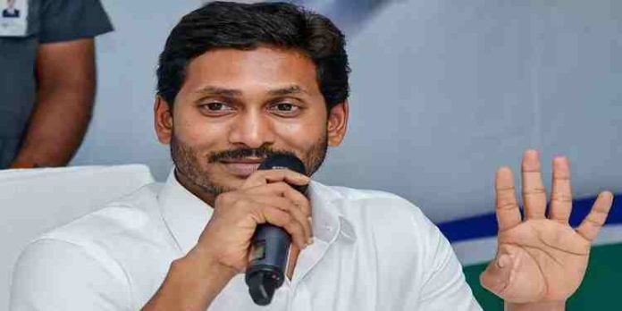 ഏക സിവില് കോഡില് മുസ്ലിങ്ങളുടെ വികാരം വ്രണപ്പെടുത്തുന്ന ഒരു തീരുമാനവും എടുക്കില്ല: ആന്ധ്രാ മുഖ്യമന്ത്രി ഏക സിവില് കോഡില് മുസ്ലിങ്ങളുടെ വികാരം വ്രണപ്പെടുത്തുന്ന ഒരു തീരുമാനവും എടുക്കില്ല: ആന്ധ്രാ മുഖ്യമന്ത്രി