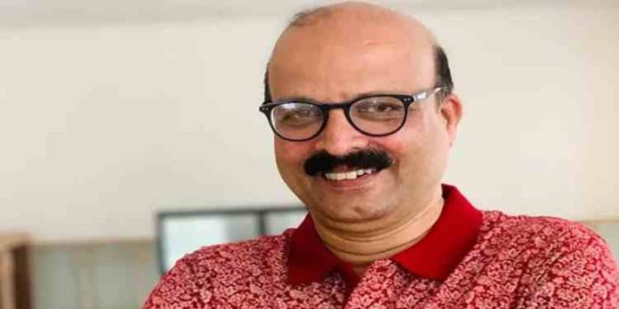 ഫാഷൻ ഗോൾഡ് തട്ടിപ്പ് കേസ് ; അഡ്വ. ഷുക്കൂർ ഉൾപ്പെടെ നാല് പേർക്കെതിരെ കേസെടുക്കാൻ നിർദേശം ഫാഷൻ ഗോൾഡ് തട്ടിപ്പ് കേസ് ; അഡ്വ. ഷുക്കൂർ ഉൾപ്പെടെ നാല് പേർക്കെതിരെ കേസെടുക്കാൻ നിർദേശം