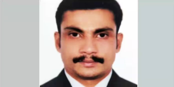 മലയാളിയെ താമസസ്ഥലത്ത് മരിച്ച നിലയിൽ കണ്ടെത്തി മലയാളിയെ താമസസ്ഥലത്ത് മരിച്ച നിലയിൽ കണ്ടെത്തി