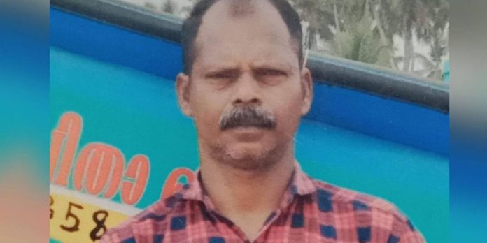 മത്സ്യത്തൊഴിലാളി കടലിൽ വെച്ച് വള്ളത്തിൽ കുഴഞ്ഞുവീണ് മരിച്ചു മത്സ്യത്തൊഴിലാളി കടലിൽ വെച്ച് വള്ളത്തിൽ കുഴഞ്ഞുവീണ് മരിച്ചു