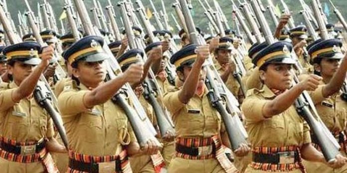വനിതകളെ തുല്യമായി പരിഗണിക്കുന്നില്ല ; പോലീസിൽ വിവേചനം പാടില്ലെന്ന് ട്രിബ്യൂണൽ വനിതകളെ തുല്യമായി പരിഗണിക്കുന്നില്ല ; പോലീസിൽ വിവേചനം പാടില്ലെന്ന് ട്രിബ്യൂണൽ