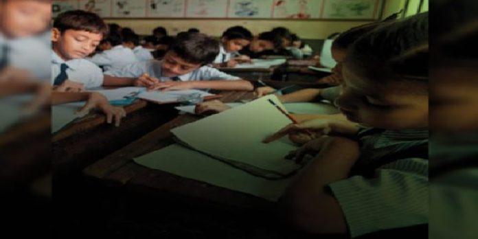 അമിത ഹോംവർക്ക് : അധ്യാപകനെതിരെ പോക്സോ കേസ് അമിത ഹോംവർക്ക് : അധ്യാപകനെതിരെ പോക്സോ കേസ്