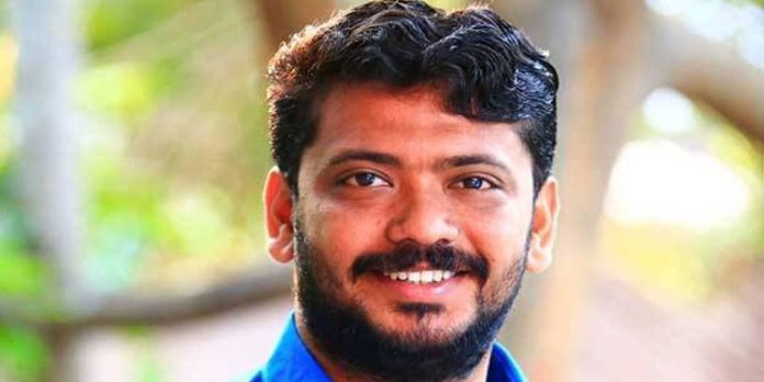അപകീർത്തി പരാമർശം ; വി പി സാനുവിനെതിരെ കോടതിയലക്ഷ്യ നടപടി ആവശ്യപ്പെട്ട് ഹൈക്കോടതിയിൽ അപേക്ഷ അപകീർത്തി പരാമർശം ; വി പി സാനുവിനെതിരെ കോടതിയലക്ഷ്യ നടപടി ആവശ്യപ്പെട്ട് ഹൈക്കോടതിയിൽ അപേക്ഷ