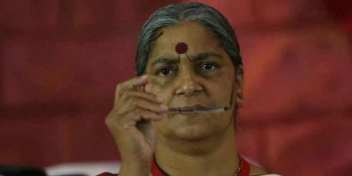 പറഞ്ഞതിൽ നിന്ന് പിന്നോട്ടില്ല ; കേസിനെ രാഷ്ട്രീയമായും നിയമപരമായും നേരിടുമെന്ന് ആനി രാജ പറഞ്ഞതിൽ നിന്ന് പിന്നോട്ടില്ല ; കേസിനെ രാഷ്ട്രീയമായും നിയമപരമായും നേരിടുമെന്ന് ആനി രാജ