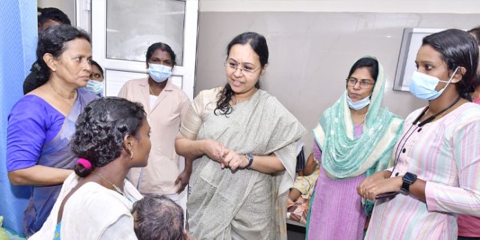 വന്യജീവി ആക്രമണത്തിനിരയായ മൂന്നുവയസുകാരന് സഹായഹസ്തവുമായി ആരോഗ്യമന്ത്രി വീണാ ജോര്ജ് വന്യജീവി ആക്രമണത്തിനിരയായ മൂന്നുവയസുകാരന് സഹായഹസ്തവുമായി ആരോഗ്യമന്ത്രി വീണാ ജോര്ജ്