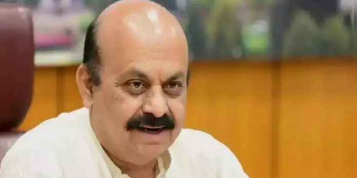 കര്ണാടക മുന് മുഖ്യമന്ത്രി ബസവരാജ് ബൊമ്മൈ പോലീസ് കസ്റ്റഡിയില് കര്ണാടക മുന് മുഖ്യമന്ത്രി ബസവരാജ് ബൊമ്മൈ പോലീസ് കസ്റ്റഡിയില്