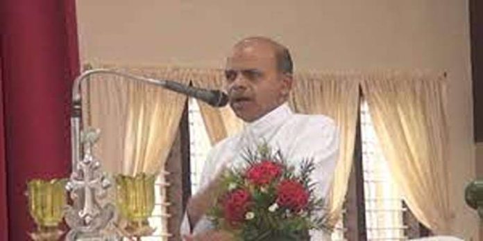 മണിപ്പൂരിൽ നടക്കുന്നത് ക്രൈസ്തവർക്ക് നേരെയുള്ള ആസൂത്രിത ഗൂഡാലോചനയെന്ന് കാഞ്ഞിരപ്പള്ളി രൂപത മെത്രാൻ മണിപ്പൂരിൽ നടക്കുന്നത് ക്രൈസ്തവർക്ക് നേരെയുള്ള ആസൂത്രിത ഗൂഡാലോചനയെന്ന് കാഞ്ഞിരപ്പള്ളി രൂപത മെത്രാൻ