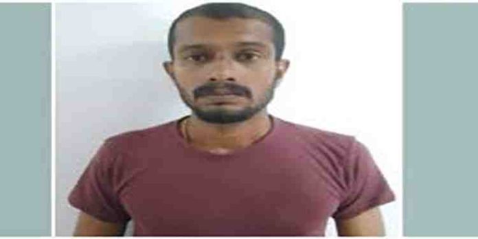 മദ്യലഹരിയിൽ അമ്മയെ മർദിച്ച് അവശാനാക്കിയ മകൻ പിടിയിൽ മദ്യലഹരിയിൽ അമ്മയെ മർദിച്ച് അവശാനാക്കിയ മകൻ പിടിയിൽ