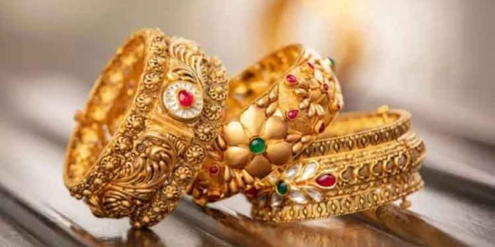 സംസ്ഥാനത്ത് ഇന്ന് സ്വർണവില കുറഞ്ഞു സംസ്ഥാനത്ത് ഇന്ന് സ്വർണവില കുറഞ്ഞു