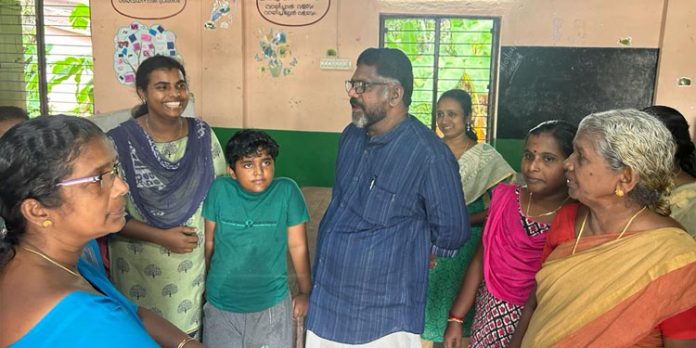 അതീവ ജാഗ്രത തുടരണം ; ആവശ്യമെങ്കില് കൂടുതല് ക്യാമ്പുകള് ആരംഭിക്കും : ഡെപ്യൂട്ടി സ്പീക്കര് അതീവ ജാഗ്രത തുടരണം ; ആവശ്യമെങ്കില് കൂടുതല് ക്യാമ്പുകള് ആരംഭിക്കും : ഡെപ്യൂട്ടി സ്പീക്കര്