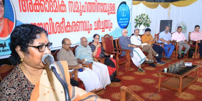 സംസ്ഥാനത്തെ ഉന്നതവിദ്യാഭ്യാസ മേഖലയെ ‘കേരള മോഡൽ നോളജ് സൊസൈറ്റി’യാക്കി ഉയർത്തും ; മന്ത്രി ആർ. ബിന്ദു സംസ്ഥാനത്തെ ഉന്നതവിദ്യാഭ്യാസ മേഖലയെ ‘കേരള മോഡൽ നോളജ് സൊസൈറ്റി’യാക്കി ഉയർത്തും ; മന്ത്രി ആർ. ബിന്ദു