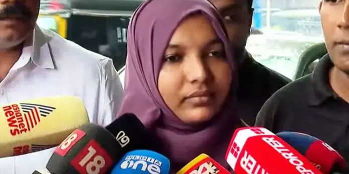 കുറ്റക്കാർക്കെതിരെ നടപടിയെടുക്കും വരെ സമരം നിർത്തില്ലെന്ന് ഹർഷിന കുറ്റക്കാർക്കെതിരെ നടപടിയെടുക്കും വരെ സമരം നിർത്തില്ലെന്ന് ഹർഷിന