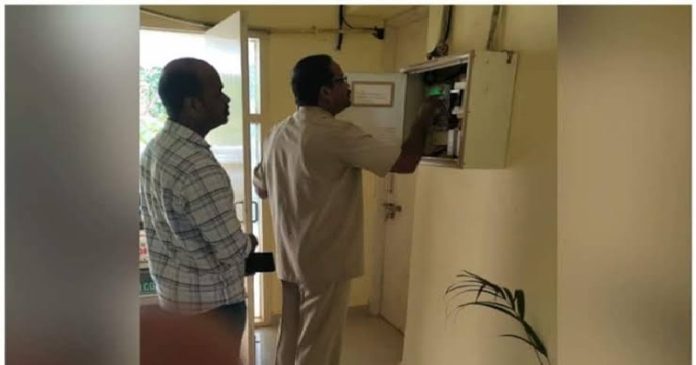 എഐ ക്യാമറ നിയന്ത്രിക്കുന്ന ഓഫീസിന്റെ ഫ്യൂസൂരി വീണ്ടും കെഎസ്ഇബിയുടെ പ്രതികാരം എഐ ക്യാമറ നിയന്ത്രിക്കുന്ന ഓഫീസിന്റെ ഫ്യൂസൂരി വീണ്ടും കെഎസ്ഇബിയുടെ പ്രതികാരം
