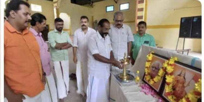 ടാക്സി ആൻഡ് ലൈറ്റ് വെഹിക്കിൾസ് മസ്ദൂർ സംഘ് ജില്ലാ സമ്മേളനം നടന്നു ടാക്സി ആൻഡ് ലൈറ്റ് വെഹിക്കിൾസ് മസ്ദൂർ സംഘ് ജില്ലാ സമ്മേളനം നടന്നു