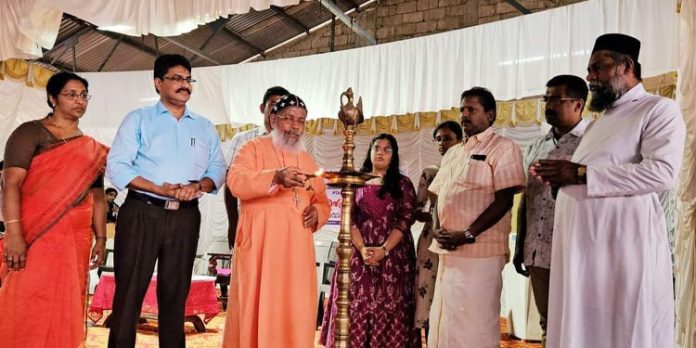 എസ്എസ്എൽസി, +2 പരീക്ഷകളിൽ ഉന്നതവിജയം നേടിയവരെ അനുമോദിച്ചു എസ്എസ്എൽസി, +2 പരീക്ഷകളിൽ ഉന്നതവിജയം നേടിയവരെ അനുമോദിച്ചു