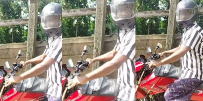 കോട്ടയത്ത് നടുറോഡിൽ നഗ്നതാപ്രദർശനം ; ദൃശ്യങ്ങൾ പകർത്തി യുവതി – യുവാവ് പിടിയിൽ കോട്ടയത്ത് നടുറോഡിൽ നഗ്നതാപ്രദർശനം ; ദൃശ്യങ്ങൾ പകർത്തി യുവതി – യുവാവ് പിടിയിൽ