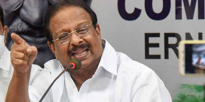 വിവാദങ്ങള് കത്തിപ്പടരുമ്പോള് മുഖ്യമന്ത്രി മോഹവുമായി സുധാകരന് ; തുറന്നുപറച്ചില് പാര്ട്ടിയെ സമ്മര്ദത്തിലാക്കുമോ? വിവാദങ്ങള് കത്തിപ്പടരുമ്പോള് മുഖ്യമന്ത്രി മോഹവുമായി സുധാകരന് ; തുറന്നുപറച്ചില് പാര്ട്ടിയെ സമ്മര്ദത്തിലാക്കുമോ?