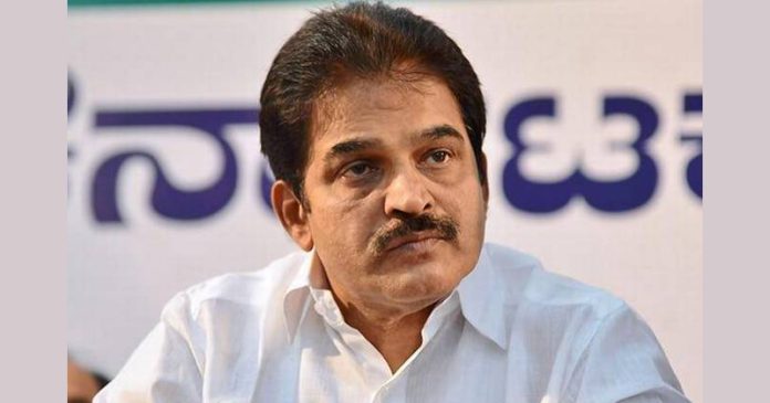 രമേശ് ചെന്നിത്തലക്ക് പ്രയാസമുണ്ടെങ്കിൽ അത് പരിഹരിക്കാൻ പാർട്ടി നേതൃത്വത്തിന് മടിയില്ല ; കെ സി വേണുഗോപാൽ രമേശ് ചെന്നിത്തലക്ക് പ്രയാസമുണ്ടെങ്കിൽ അത് പരിഹരിക്കാൻ പാർട്ടി നേതൃത്വത്തിന് മടിയില്ല ; കെ സി വേണുഗോപാൽ