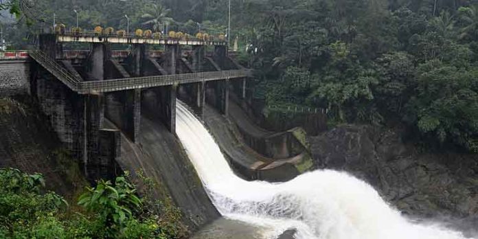സംസ്ഥാനത്ത് വിവിധ അണക്കെട്ടുകൾ തുറന്നു, തീരങ്ങളിൽ താമസിക്കുന്നവർക്ക് ജാഗ്രതാ നിര്ദ്ദേശം സംസ്ഥാനത്ത് വിവിധ അണക്കെട്ടുകൾ തുറന്നു, തീരങ്ങളിൽ താമസിക്കുന്നവർക്ക് ജാഗ്രതാ നിര്ദ്ദേശം