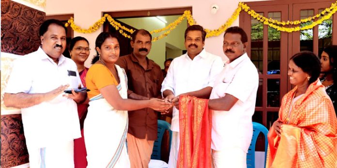 കരുതല് ഭവനപദ്ധതി ; അഞ്ചാമത്തെ വീടിന്റെ താക്കോൽദാനം നടത്തി കരുതല് ഭവനപദ്ധതി ; അഞ്ചാമത്തെ വീടിന്റെ താക്കോൽദാനം നടത്തി