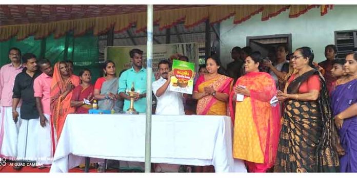 വിപണിയില് മധുരം നിറയ്ക്കാന് കോട്ടാങ്ങല് ശര്ക്കര വിപണിയില് മധുരം നിറയ്ക്കാന് കോട്ടാങ്ങല് ശര്ക്കര