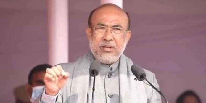 മണിപ്പൂർ കലാപം: മുഖ്യമന്ത്രി രാജിവെക്കണമെന്ന് ബിജെപി എംൽഎ മണിപ്പൂർ കലാപം: മുഖ്യമന്ത്രി രാജിവെക്കണമെന്ന് ബിജെപി എംൽഎ