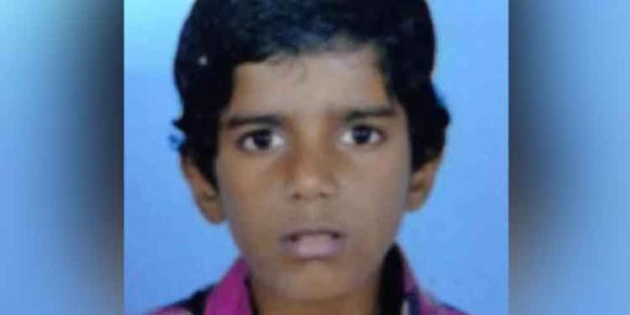 മലപ്പുറത്ത് 15കാരനെ കാണാതായിട്ട് രണ്ട് വർഷം ; പോലീസ് അന്വേഷണം കാര്യക്ഷമമല്ലെന്ന് ആരോപണം മലപ്പുറത്ത് 15കാരനെ കാണാതായിട്ട് രണ്ട് വർഷം ; പോലീസ് അന്വേഷണം കാര്യക്ഷമമല്ലെന്ന് ആരോപണം