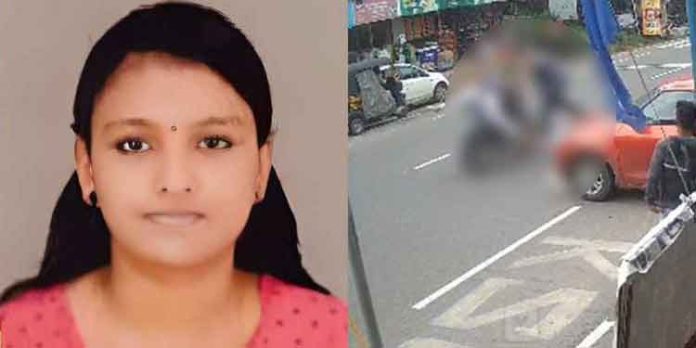 കോളജ് വിദ്യാർത്ഥിനി ബൈക്കിടിച്ച് മരിച്ച സംഭവം ; ബൈക്കോടിച്ചിരുന്ന ആൻസണ് ഡ്രൈവിംഗ് ലൈസൻസില്ലെന്ന് എംവിഡി കോളജ് വിദ്യാർത്ഥിനി ബൈക്കിടിച്ച് മരിച്ച സംഭവം ; ബൈക്കോടിച്ചിരുന്ന ആൻസണ് ഡ്രൈവിംഗ് ലൈസൻസില്ലെന്ന് എംവിഡി