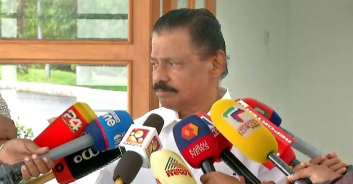 പുതുപ്പളളി ഉപതെരഞ്ഞെടുപ്പ് ; ബി.ജെ.പി വോട്ട് യു.ഡി.എഫ് വാങ്ങിയോ എന്ന് സംശയമുണ്ടെന്ന് എം വി ഗോവിന്ദൻ പുതുപ്പളളി ഉപതെരഞ്ഞെടുപ്പ് ; ബി.ജെ.പി വോട്ട് യു.ഡി.എഫ് വാങ്ങിയോ എന്ന് സംശയമുണ്ടെന്ന് എം വി ഗോവിന്ദൻ