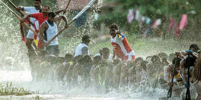 നെഹ്റു ട്രോഫി വള്ളംകളിയുടെ ടിക്കറ്റ് വില്പന തുടങ്ങി നെഹ്റു ട്രോഫി വള്ളംകളിയുടെ ടിക്കറ്റ് വില്പന തുടങ്ങി