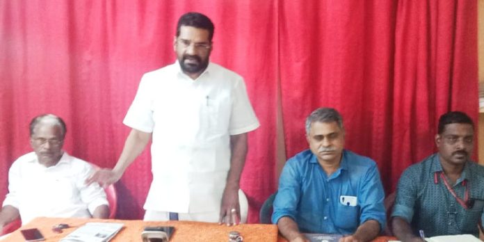 ആനിരാജയ്ക്കെതിരെ കേസ് എടുത്ത നടപടിയിൽ സി.പി.ഐ പ്രതിഷേധിച്ചു ആനിരാജയ്ക്കെതിരെ കേസ് എടുത്ത നടപടിയിൽ സി.പി.ഐ പ്രതിഷേധിച്ചു