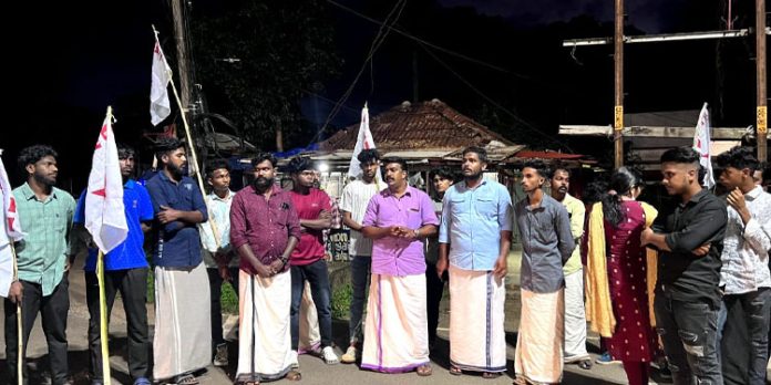 മണിപ്പൂരിലെ സംഘപരിവാർ അതിക്രമം ക്രൂരവും മനുഷ്യ മനസാക്ഷിയെ ഞെട്ടിക്കുന്നതുമാണെന്ന് ഡിവൈഎഫ്ഐ മണിപ്പൂരിലെ സംഘപരിവാർ അതിക്രമം ക്രൂരവും മനുഷ്യ മനസാക്ഷിയെ ഞെട്ടിക്കുന്നതുമാണെന്ന് ഡിവൈഎഫ്ഐ