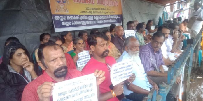 ഭക്തരുടെ പേരിൽ രജിസ്റ്റർ ചെയ്ത കേസുകൾ പിൻവലിക്കണമെന്ന് കുമ്മനം രാജശേഖരൻ ഭക്തരുടെ പേരിൽ രജിസ്റ്റർ ചെയ്ത കേസുകൾ പിൻവലിക്കണമെന്ന് കുമ്മനം രാജശേഖരൻ