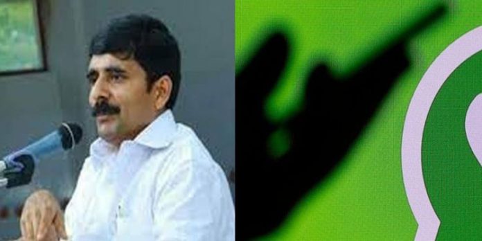 വനിത മാധ്യമപ്രവർത്തകക്ക് അശ്ലീല സന്ദേശം ; സസ്പെന്ഷനിലായിരുന്ന പിഡിപി നേതാവിനെ പാർട്ടിയിൽ നിന്ന് പുറത്താക്കി വനിത മാധ്യമപ്രവർത്തകക്ക് അശ്ലീല സന്ദേശം ; സസ്പെന്ഷനിലായിരുന്ന പിഡിപി നേതാവിനെ പാർട്ടിയിൽ നിന്ന് പുറത്താക്കി