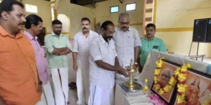 ആലപ്പുഴ ജില്ലാ ടാക്സി ആന്ഡ് ലൈറ്റ് വെഹിക്കിൾസ് മസ്ദൂർ സംഘ് ജില്ലാ സമ്മേളനം നടന്നു ആലപ്പുഴ ജില്ലാ ടാക്സി ആന്ഡ് ലൈറ്റ് വെഹിക്കിൾസ് മസ്ദൂർ സംഘ് ജില്ലാ സമ്മേളനം നടന്നു
