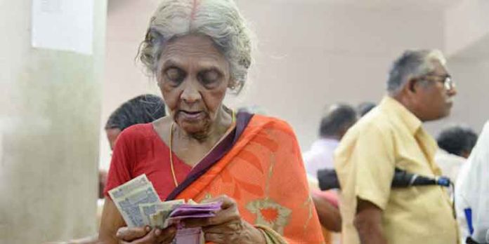 സംസ്ഥാനത്ത് പെൻഷൻ മസ്റ്ററിങ് നടത്താത്തത് മൂന്നര ലക്ഷം പേർ സംസ്ഥാനത്ത് പെൻഷൻ മസ്റ്ററിങ് നടത്താത്തത് മൂന്നര ലക്ഷം പേർ
