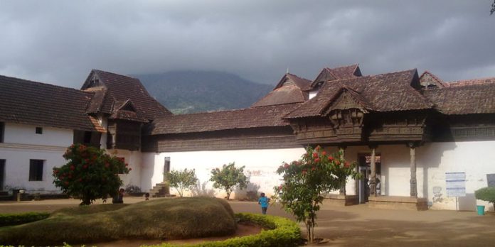 സമരം പിൻവലിച്ചു ; പത്മനാഭപുരം കൊട്ടാരം തുറന്നു സമരം പിൻവലിച്ചു ; പത്മനാഭപുരം കൊട്ടാരം തുറന്നു