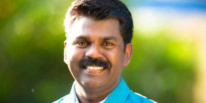 സിപിഎം എല്എല്എ പി.വി. ശ്രീനിജിനെതിരെ ആദായ നികുതി വകുപ്പിന്റെ നടപടിയുണ്ടാകും സിപിഎം എല്എല്എ പി.വി. ശ്രീനിജിനെതിരെ ആദായ നികുതി വകുപ്പിന്റെ നടപടിയുണ്ടാകും