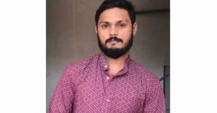 വിവാഹത്തിന് ഒരാഴ്ച മാത്രം ; സ്കൂട്ടറില്നിന്ന് വീണ് യുവാവിന് ദാരുണാന്ത്യം വിവാഹത്തിന് ഒരാഴ്ച മാത്രം ; സ്കൂട്ടറില്നിന്ന് വീണ് യുവാവിന് ദാരുണാന്ത്യം
