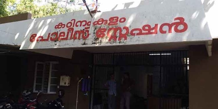 കത്തിയെടുത്ത് സ്വയം കുത്തി ; തിരുവനന്തപുരത്ത് കാപ്പ കേസ് പ്രതി ആത്മഹത്യക്ക് ശ്രമിച്ചു കത്തിയെടുത്ത് സ്വയം കുത്തി ; തിരുവനന്തപുരത്ത് കാപ്പ കേസ് പ്രതി ആത്മഹത്യക്ക് ശ്രമിച്ചു