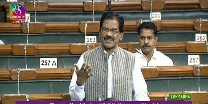 കോട്ടയം പാസ്പോര്ട്ട് സേവാ കേന്ദ്രം ഉടന് പുനരാരംഭിക്കണം ; ലോക്സഭയില് തോമസ് ചാഴികാടന് എംപിയുടെ സബ്മിഷന് കോട്ടയം പാസ്പോര്ട്ട് സേവാ കേന്ദ്രം ഉടന് പുനരാരംഭിക്കണം ; ലോക്സഭയില് തോമസ് ചാഴികാടന് എംപിയുടെ സബ്മിഷന്